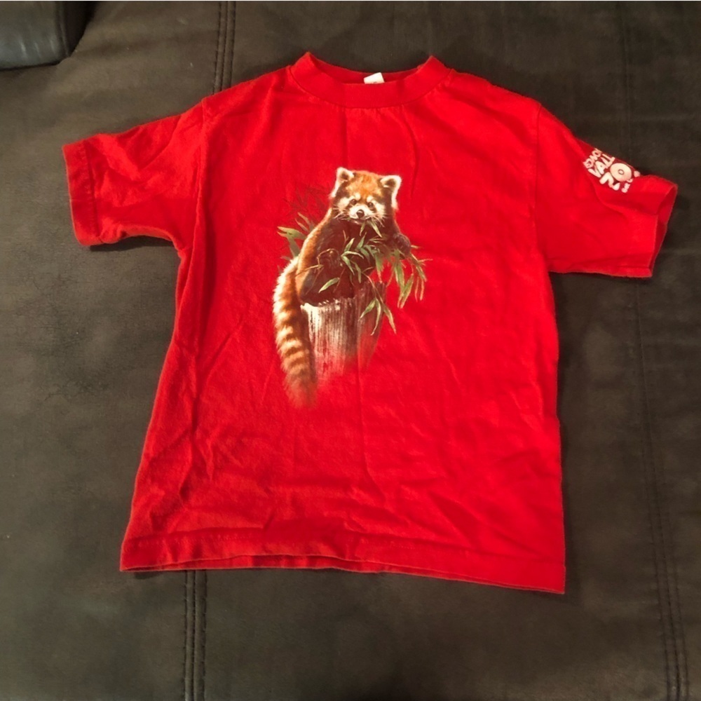 Red Panda T-Shirt Size 4 Boys